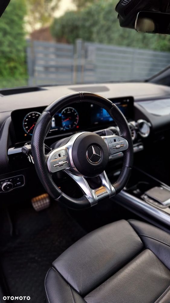 Mercedes-Benz GLA AMG 35 4-Matic - 12