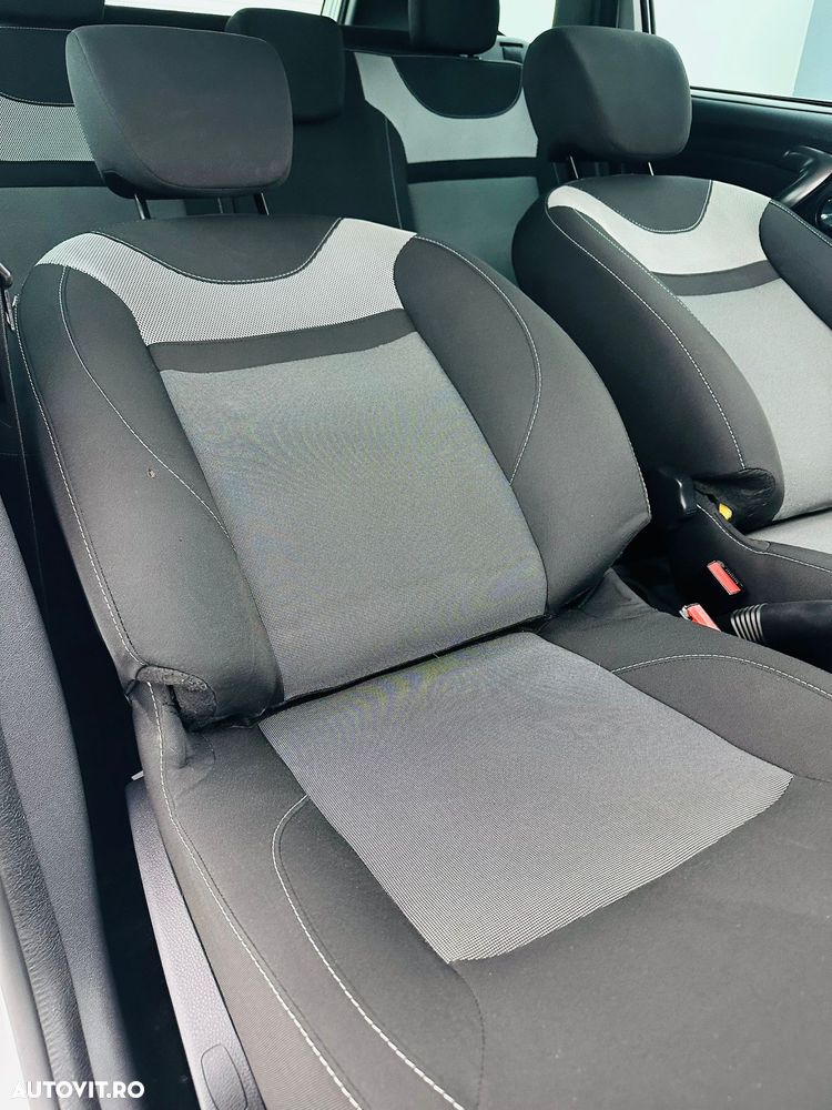 Dacia Duster dCi 90 2WD Essential - 20