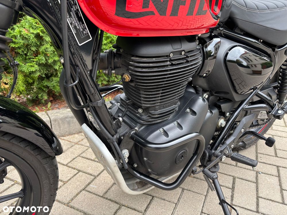 Royal Enfield HNTR - 8