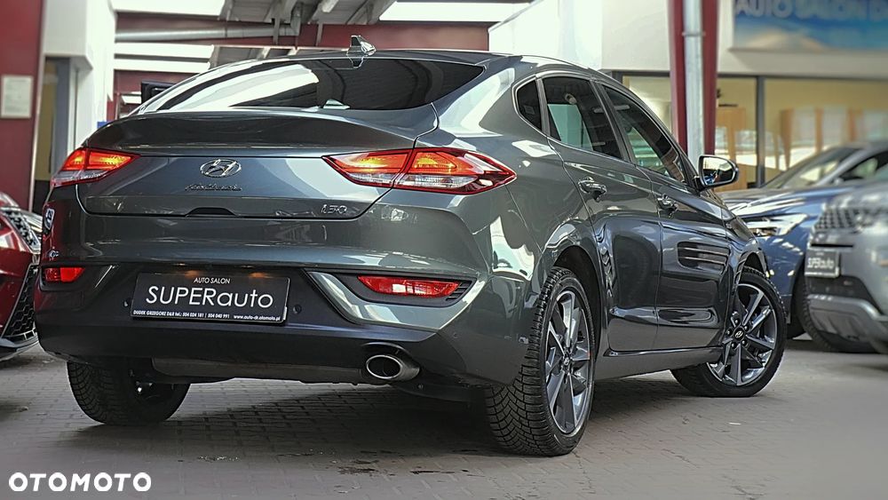 Hyundai i30 1.5 T-GDI 48V Smart DCT - 11