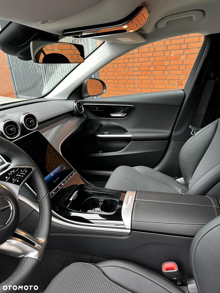 Mercedes-Benz Klasa C 180 mHEV Business Edition - 14