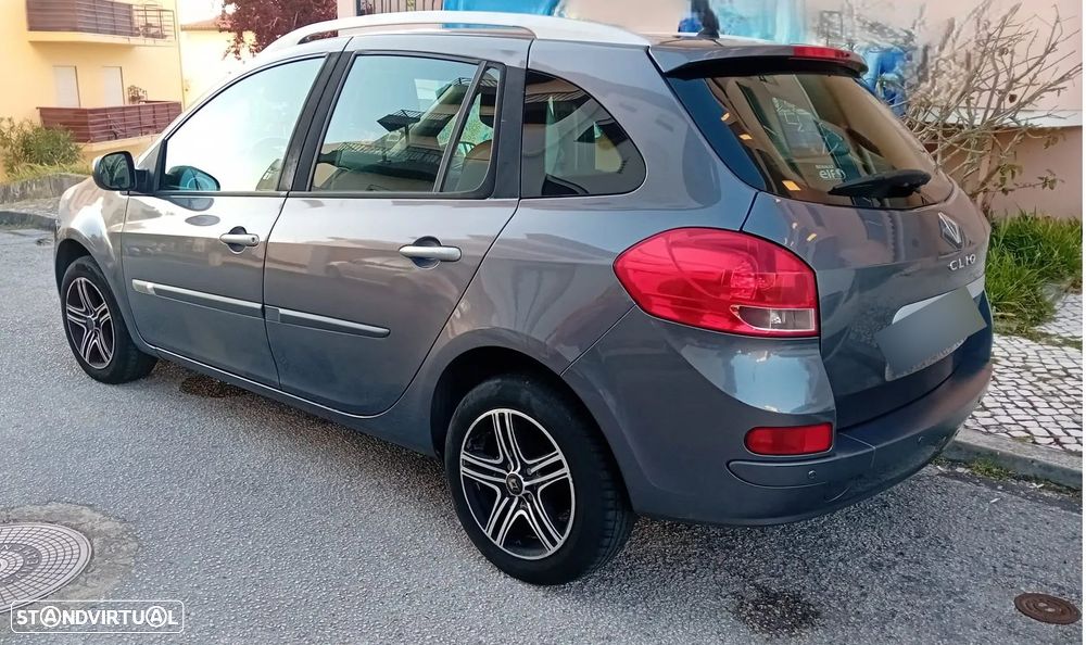 Renault Clio Sport Tourer - 3