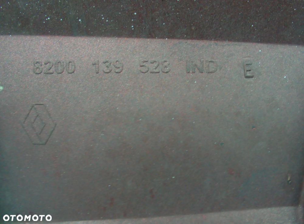 Renault Scenic II Zderzak Przód TEB 69 - 13