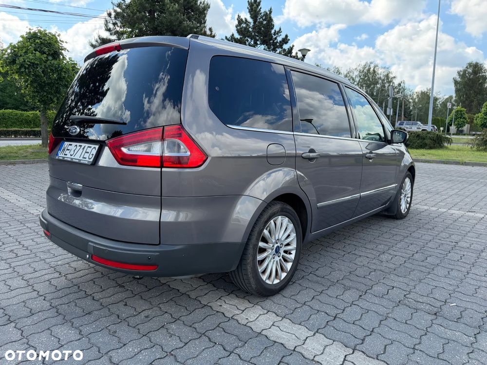 Ford Galaxy - 8