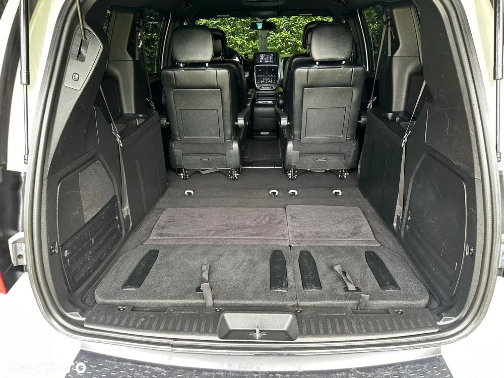 Dodge Grand Caravan 3.6 R/T - 15