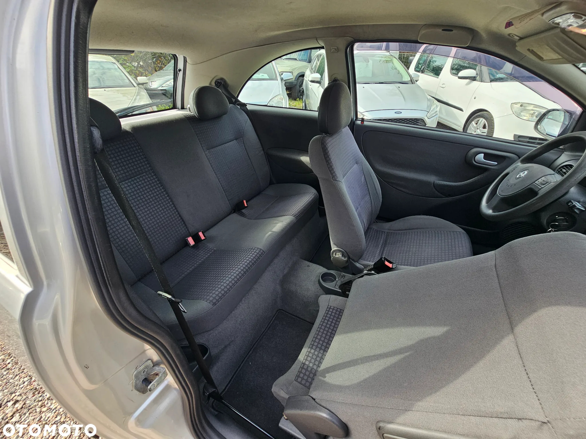 Opel Corsa 1.2 16V Comfort - 6