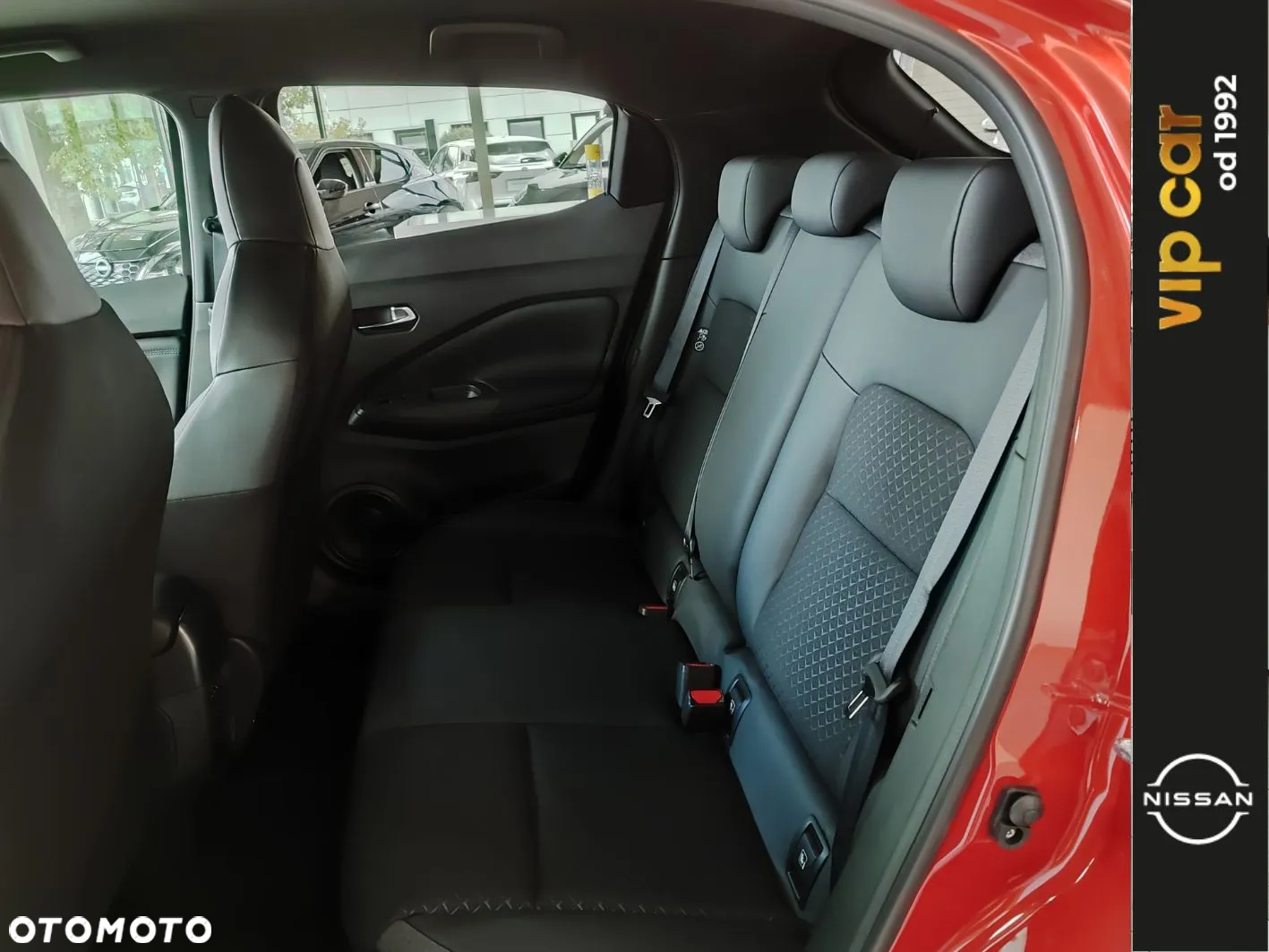 Nissan Juke 1.0 DIG-T N-Connecta - 10