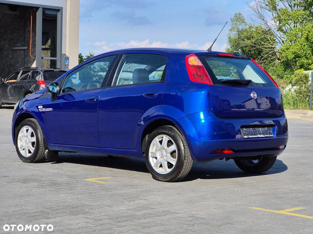 Fiat Grande Punto 1.4 8V - 4