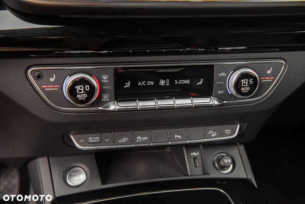 Audi Q5 Sportback 50 TFSIe quattro S tronic S line - 29