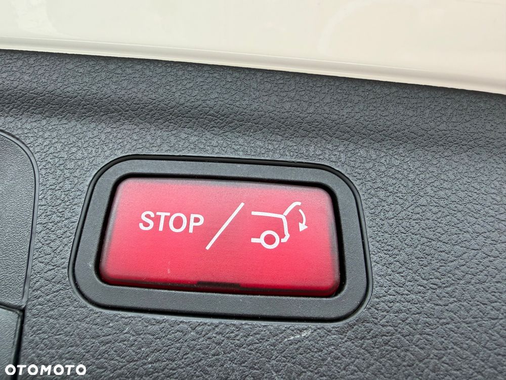 Mercedes-Benz GLE - 11