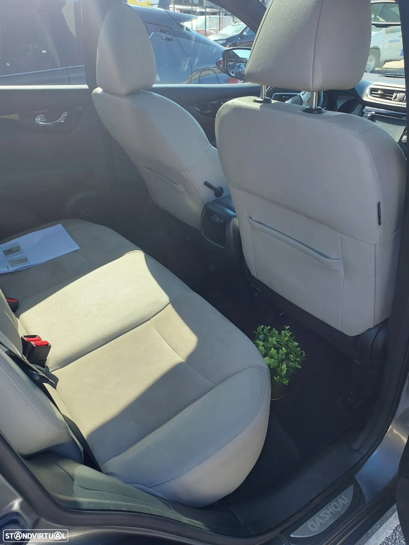Nissan Qashqai 1.6 dCi Tekna J19+Alcantara - 16