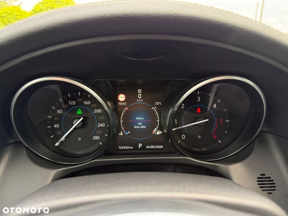 Jaguar XF 30d R-Sport - 21