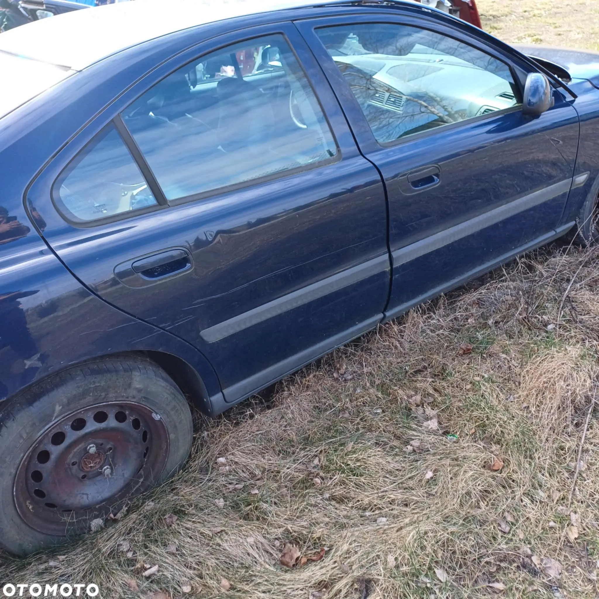 Volvo S60 2.4 na części maska lampa silnik klapa wnętrze  604-26 - 4