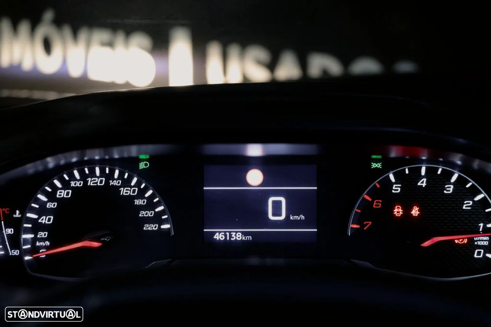 Peugeot 208 1.2 PureTech Active Pack - 8