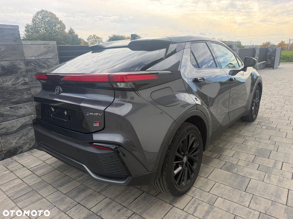 Toyota C-HR 2.0 GR SPORT - 2