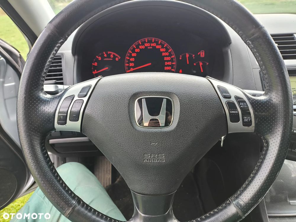Honda Accord 2.2i-CTDi Sport - 11