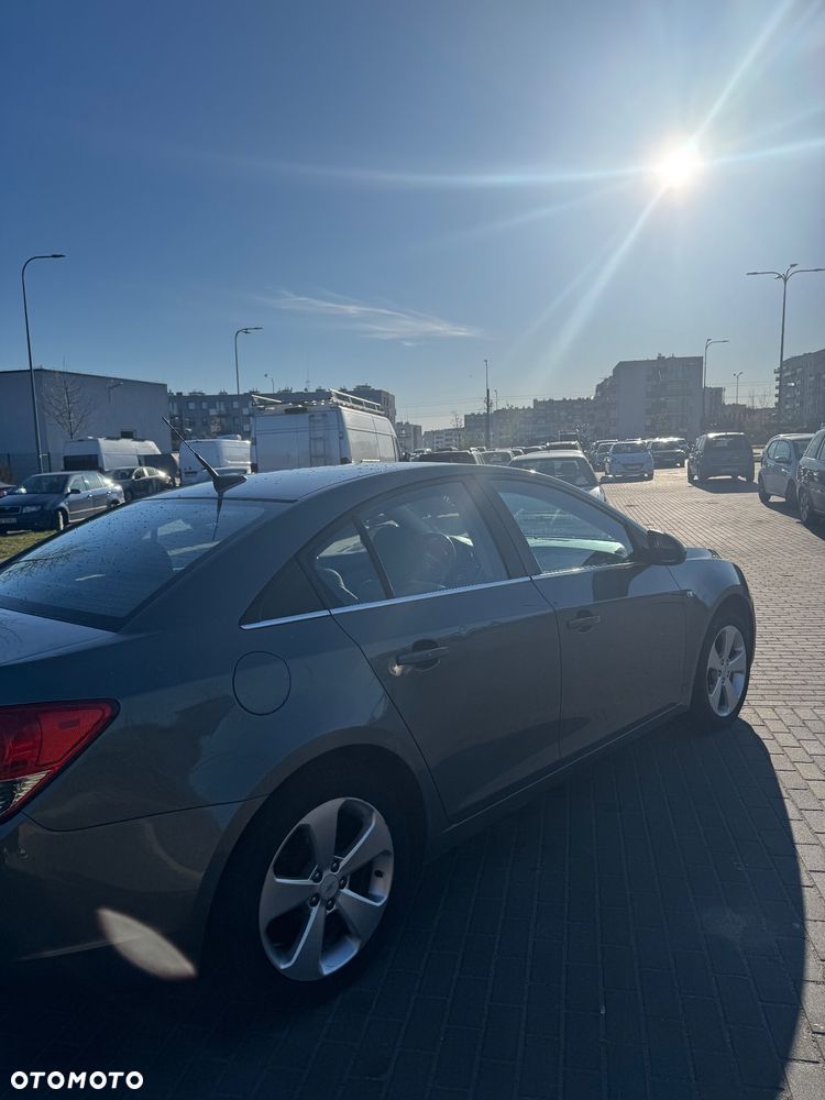 Chevrolet Cruze 1.8 LT+ - 7