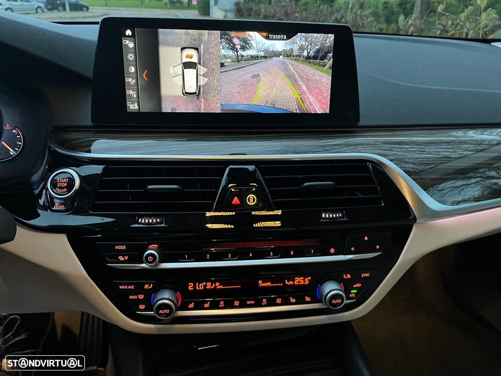 BMW 520 d Line Luxury Auto - 13