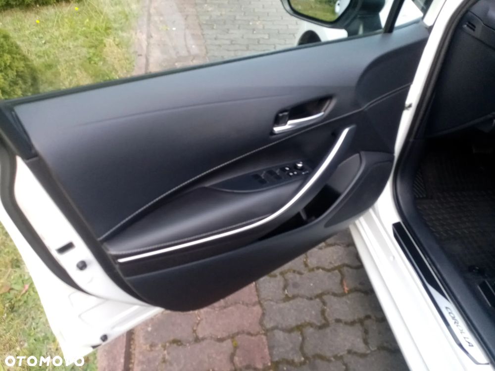 Toyota Corolla 1.8 Hybrid Style - 15