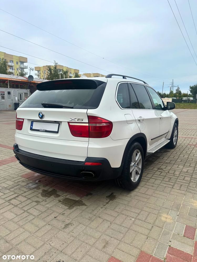 BMW X5 xDrive48i - 4