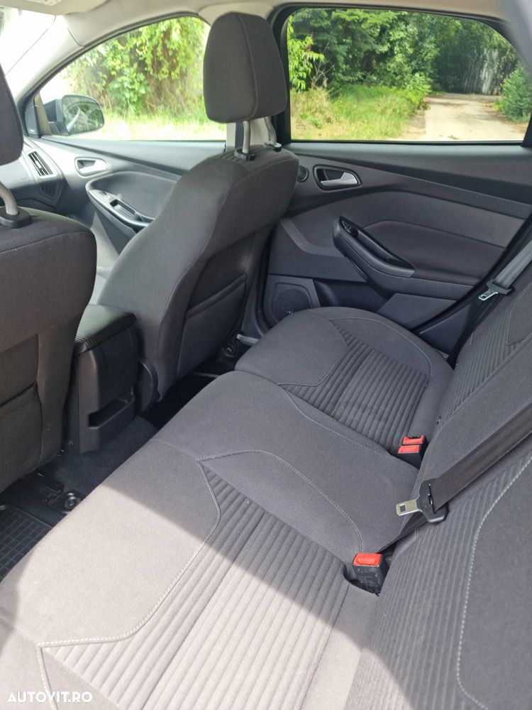 Ford Focus 1.5 EcoBoost Titanium - 19