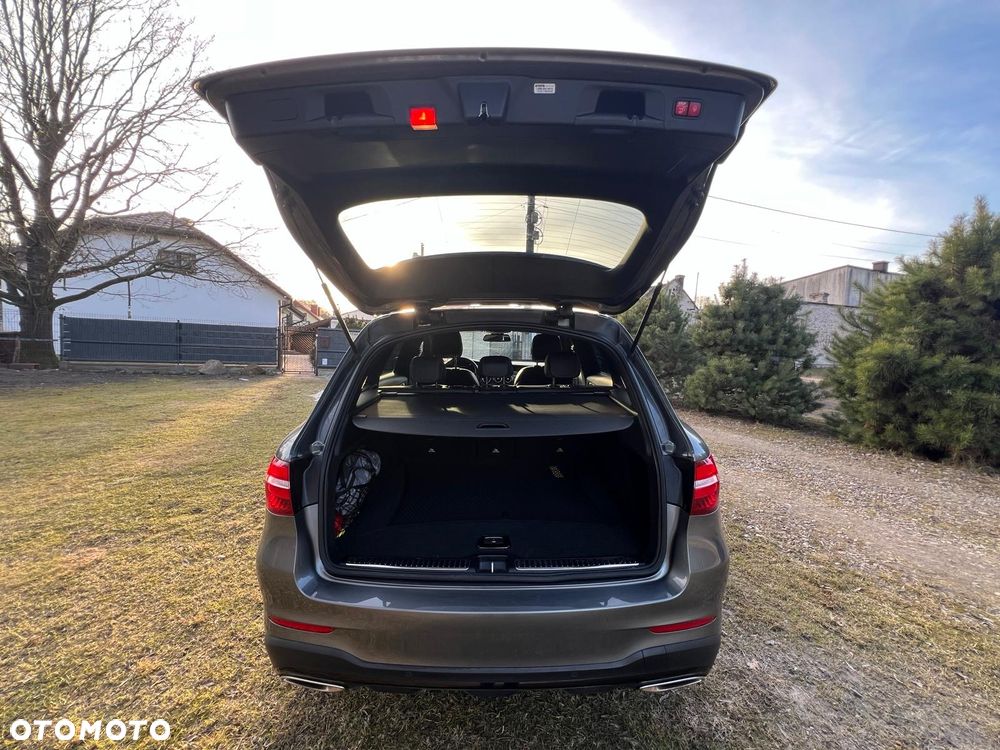 Mercedes-Benz GLC 300 4Matic 9G-TRONIC - 10