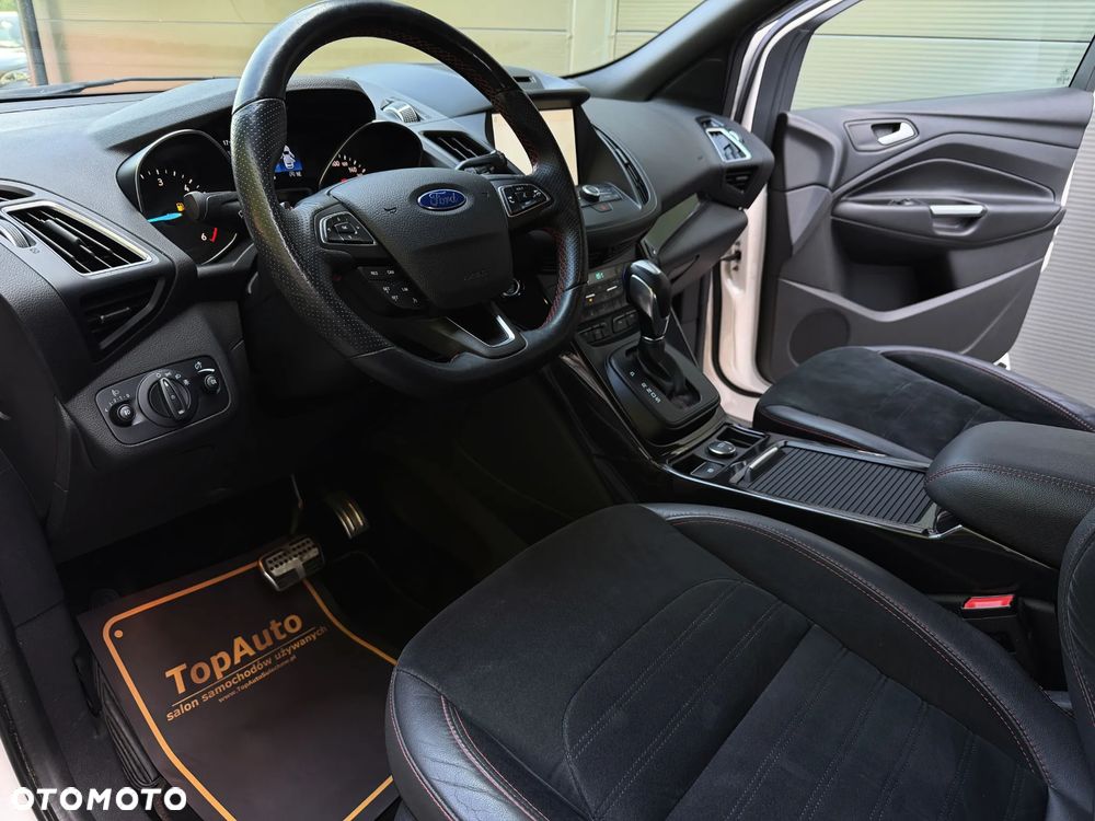 Ford Kuga 2.0 TDCi 4x4 ST-Line - 13