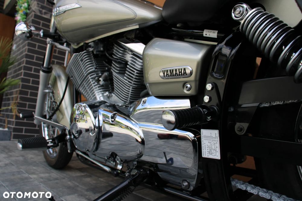 Yamaha XVS - 26