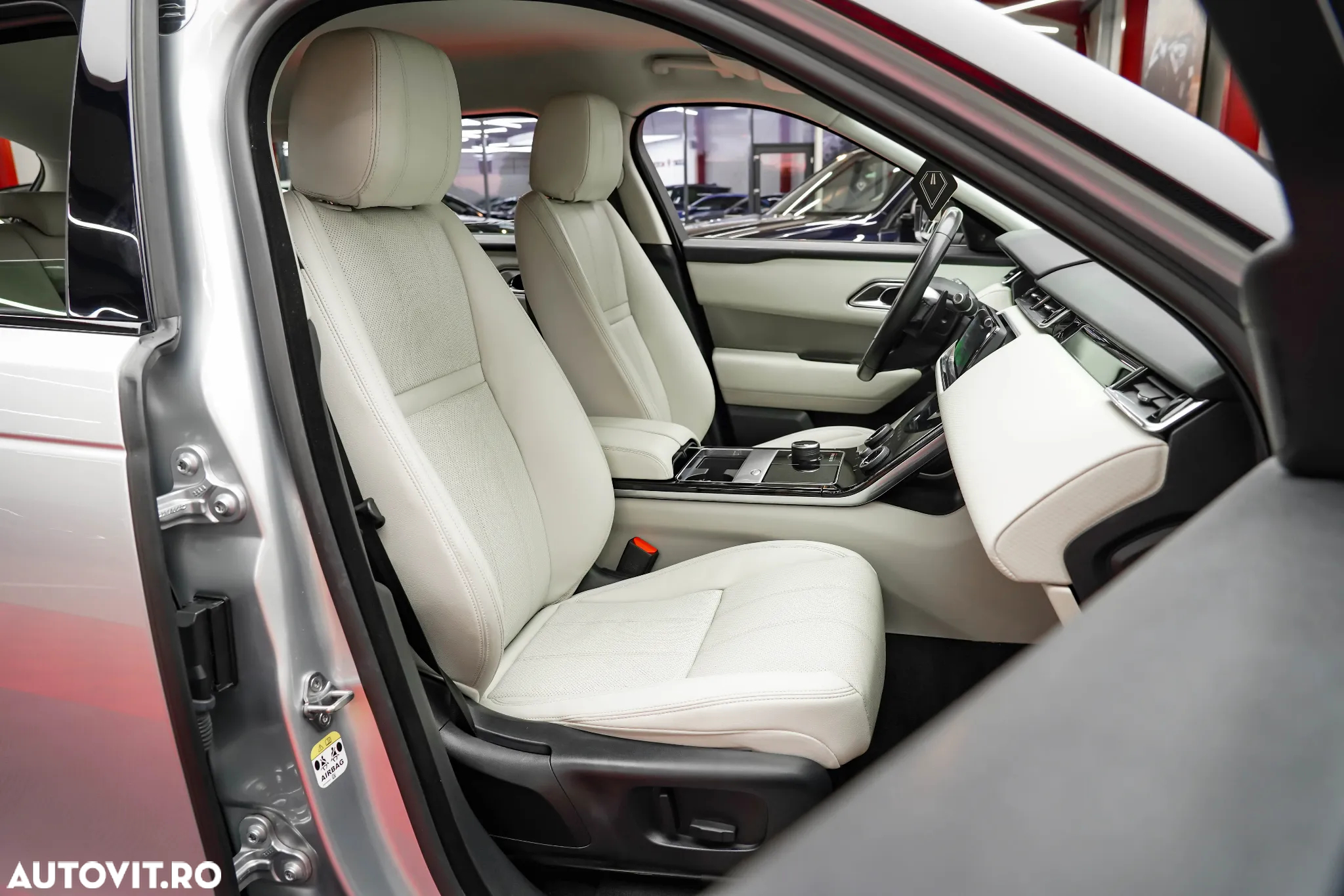 Land Rover Range Rover Velar 2.0 - 4