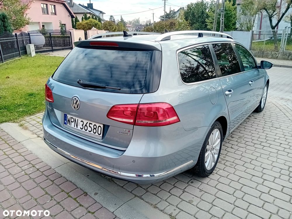 Volkswagen Passat 1.6 TDI Trendline - 4