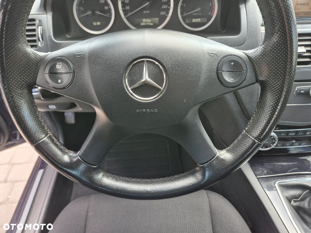 Mercedes-Benz Klasa C 200 CDI Classic - 15
