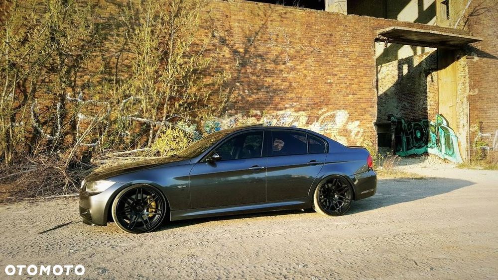 4x Felgi 19 m.in. do BMW 3 E90 E91 E92 F30 F31 4 F32 F33 F36 5 F10 F11 7 F01 7 E65 - XF995 (HX022) - 4