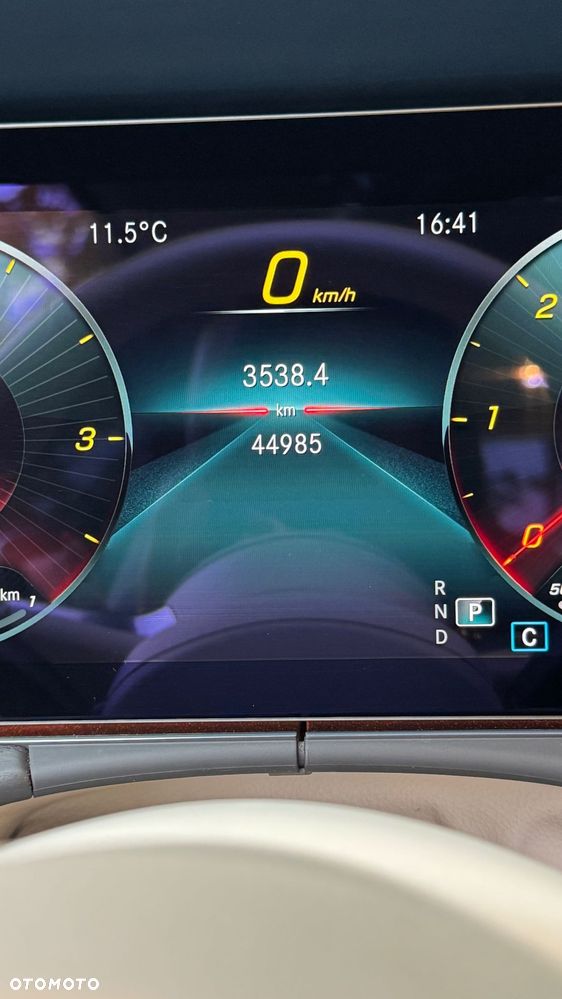 Mercedes-Benz Klasa E 220 d Coupe 4-Matic Avantgarde - 26