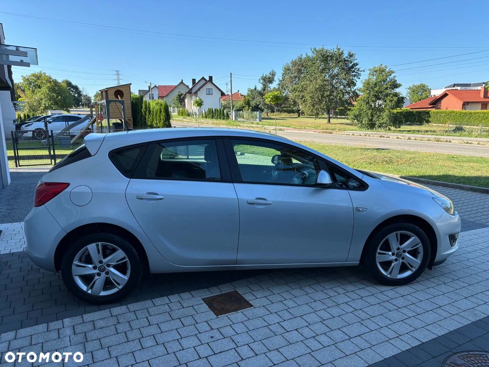 Opel Astra 1.7 CDTI Sport - 4
