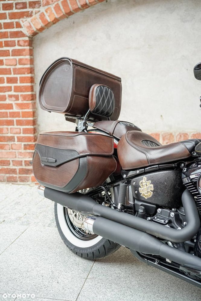 Harley-Davidson Softail Heritage Classic - 20