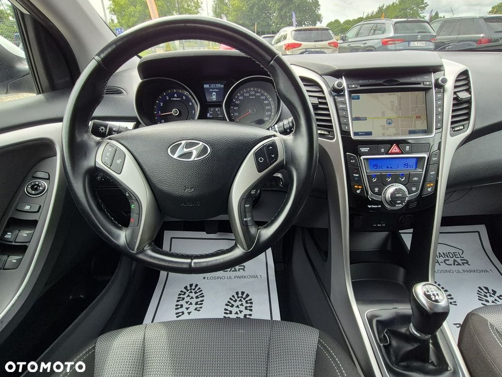 Hyundai i30 - 33
