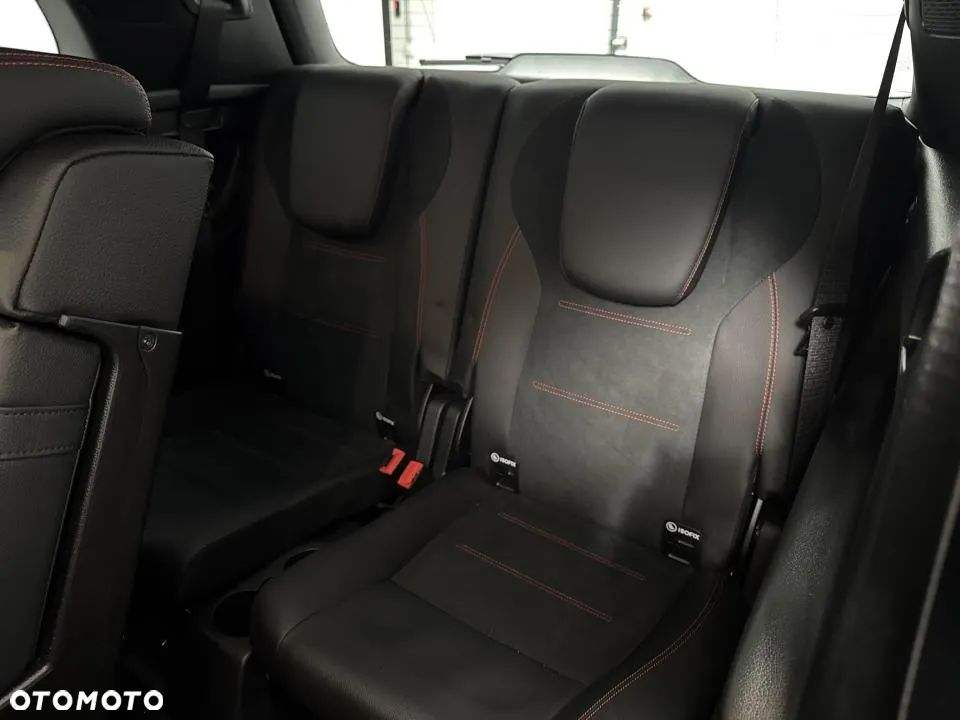 Mercedes-Benz GLB 200 d 4-Matic AMG Line 8G-DCT - 22