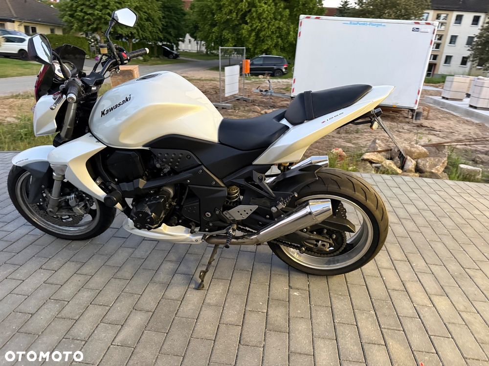 Kawasaki Z - 10