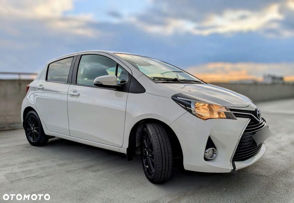 Toyota Yaris 1.33 Premium - 10