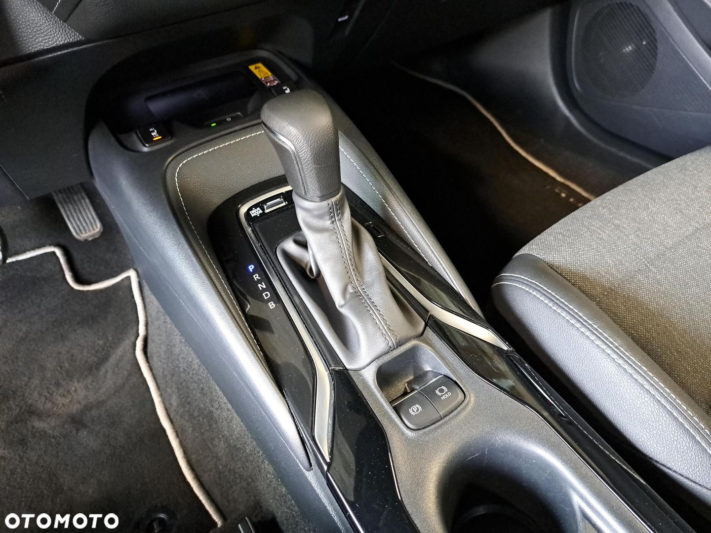 Toyota Corolla - 27