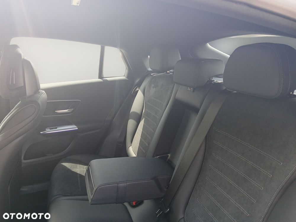 Mercedes-Benz GLC 200 d mHEV 4-Matic AMG Line - 6