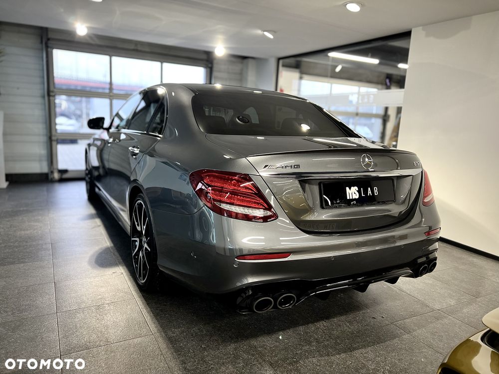 Mercedes-Benz Klasa E - 4