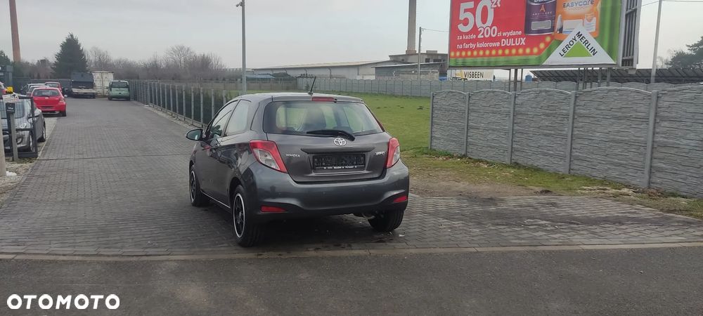 Toyota Yaris 1.0 VVT-i Life - 4