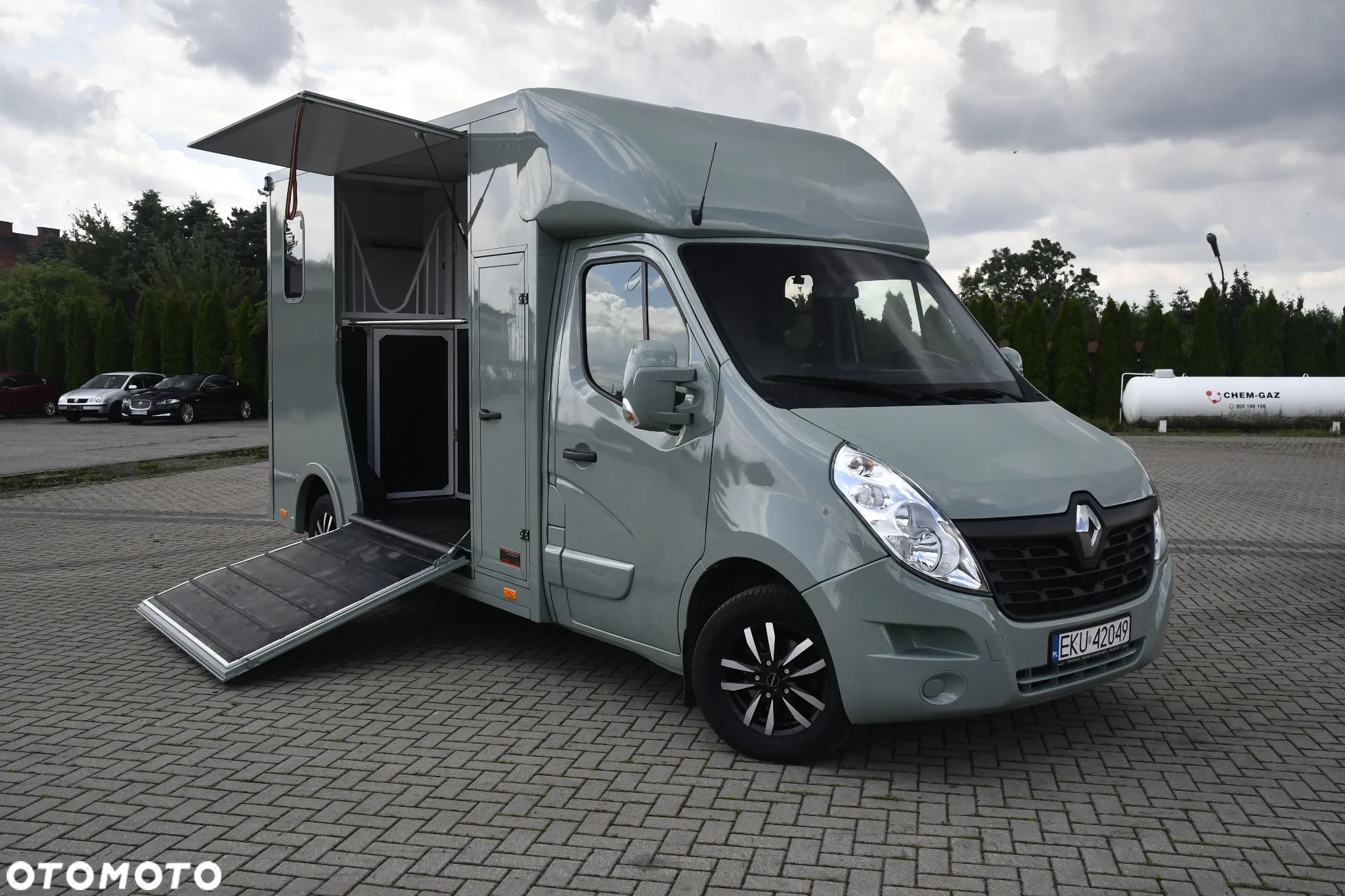 Renault Master Koniowóz - 3