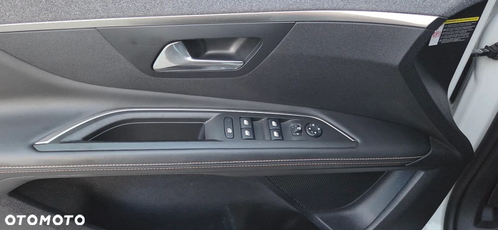 Peugeot 3008 - 25