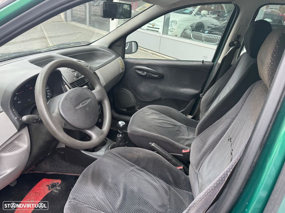 Fiat Punto 1.2 16V HLX - 10