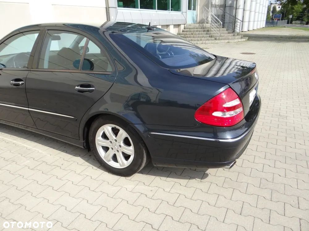 Mercedes-Benz Klasa E 200 Kompressor Avantgarde - 28