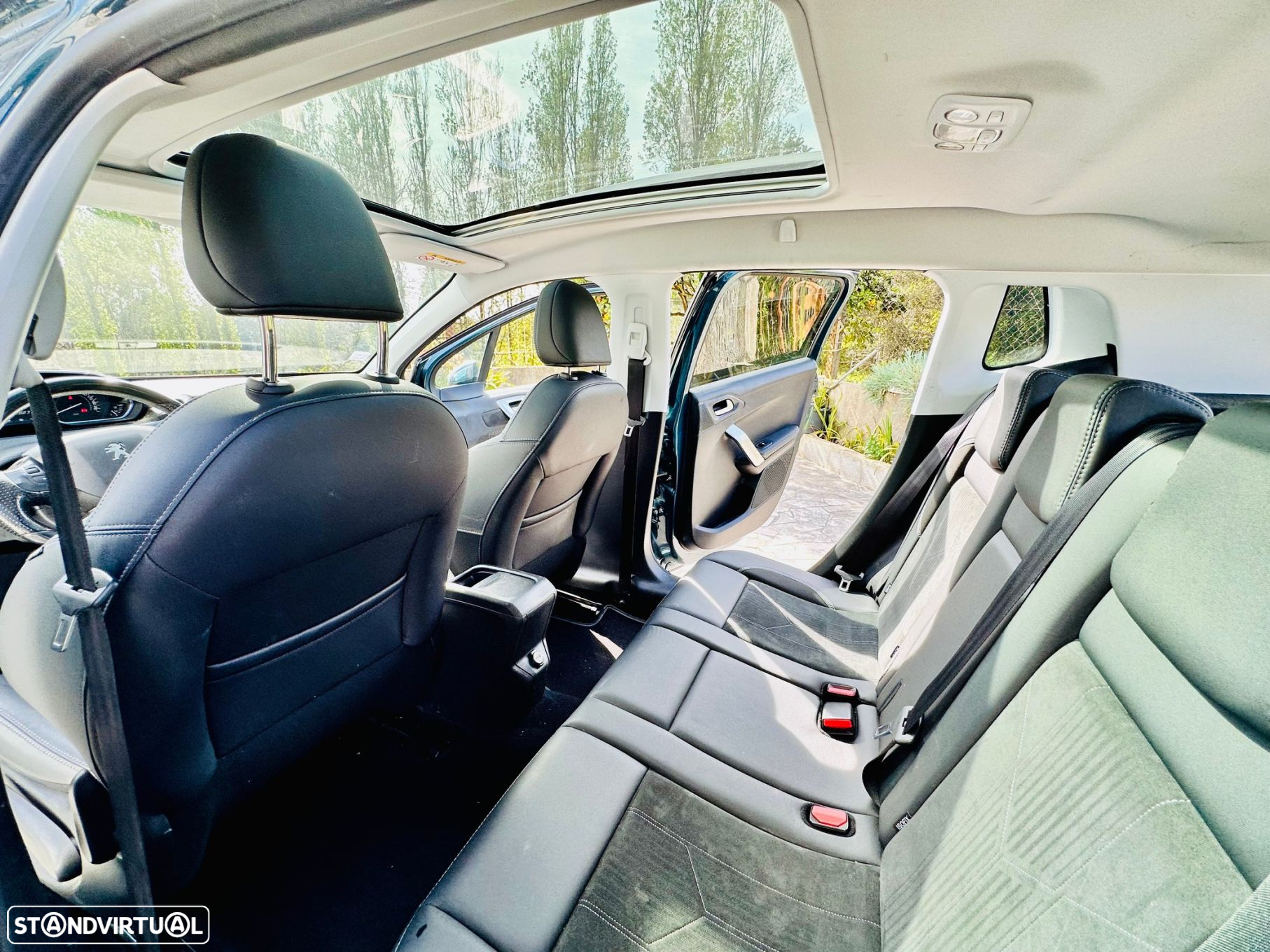 Peugeot 2008 1.2 PureTech Crossway EAT6 - 12
