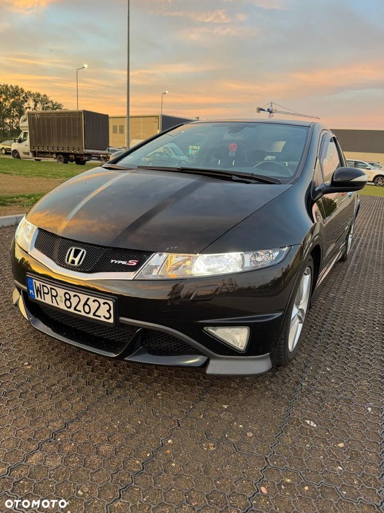 Honda Civic 2.2i-CTDi TypeS + - 4