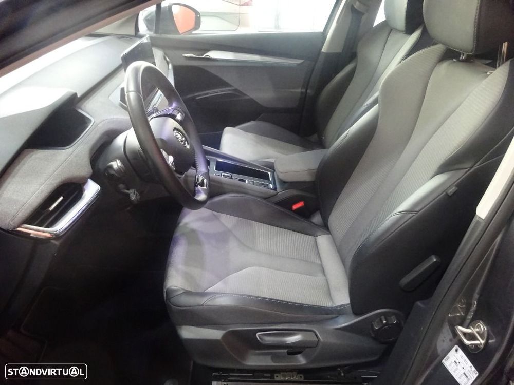 Skoda Enyaq iV 60 - 11